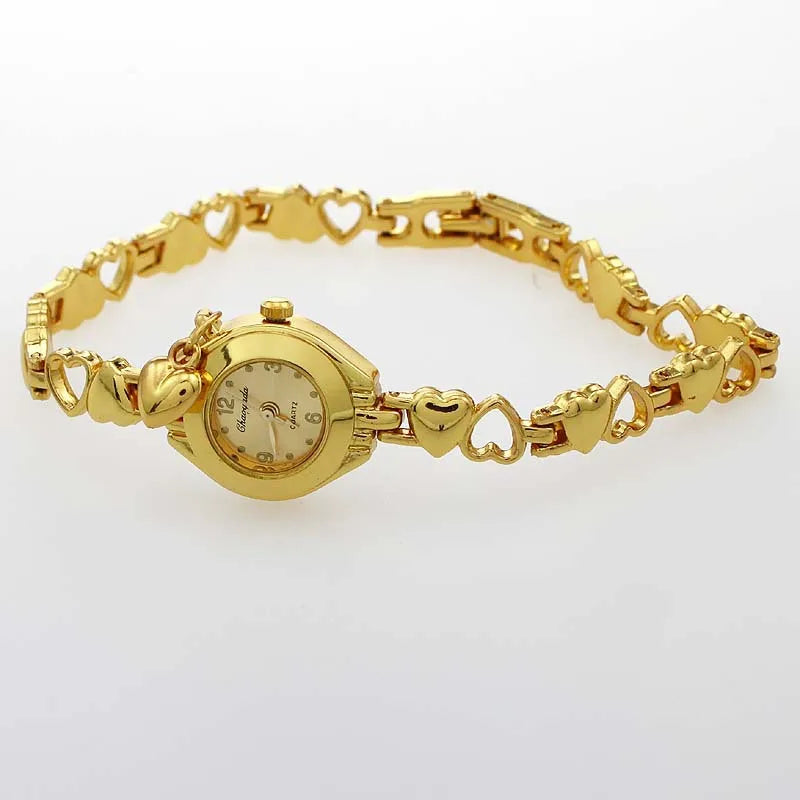 β¨ Kawaii Retro Quartz Bracelet Watch πΈ Vintage Roman Style for Women π High-Quality Silver Timepiece β°