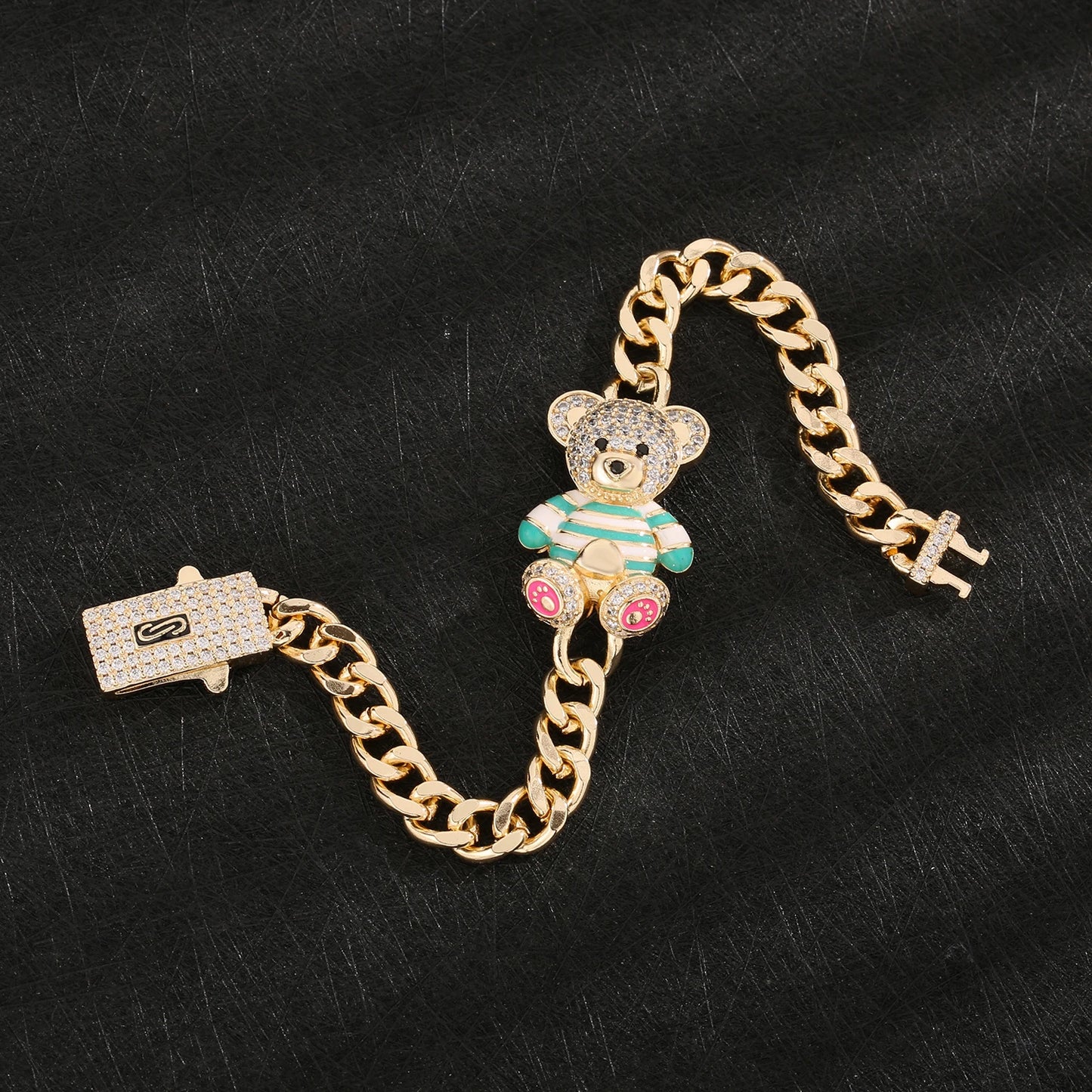Kawaii Teddy Bear Cuff Bracelet π»π Sparkling Zirconia Charm for Whimsical Gifts! β¨