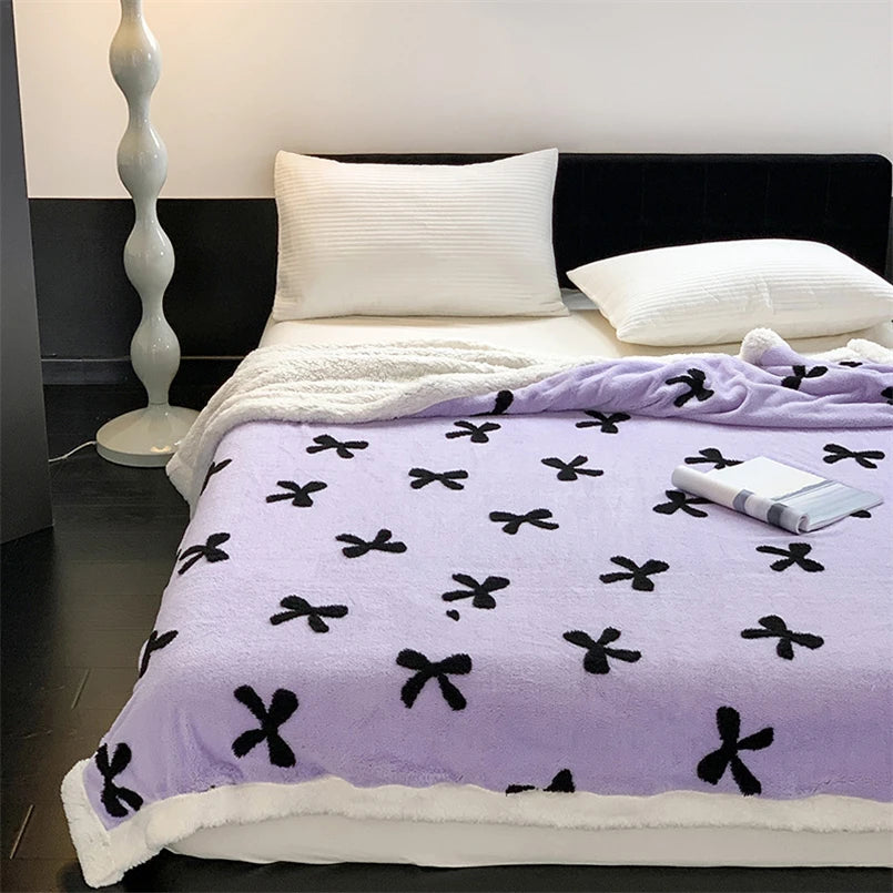Kawaii Cozy Bow Blanket π»β¨ | Plush Autumn-Winter Lambskin Quilt for Home & Sofa! πΌ