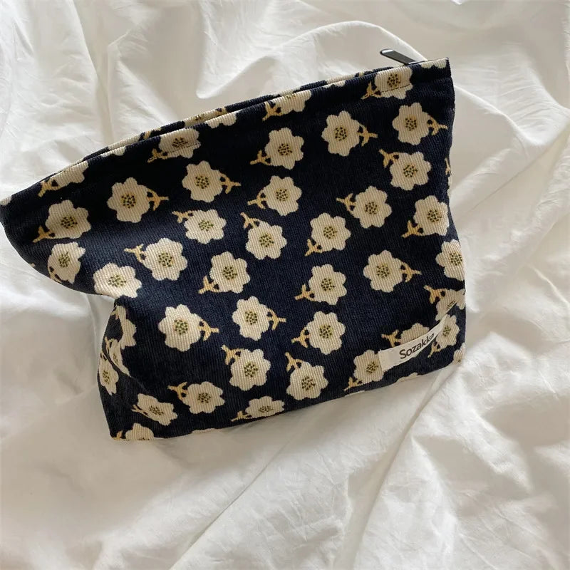 Kawaii Corduroy Flower Makeup Pouch πΈβ¨ | Adorable Travel Cosmetic Bag for Students ππ | Stylish Lipstick & Brush Organizer π