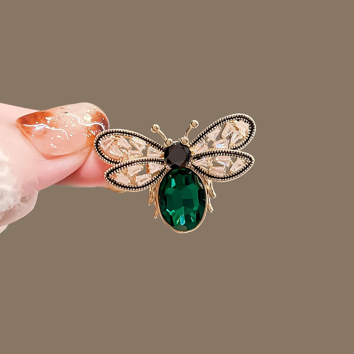 Kawaii Floral Delight πΌβ¨ Enamel Daisy & Sunflower Brooches with Green Leaves πΏ | Trendy Japanese Jewelry Gift for Women ππ