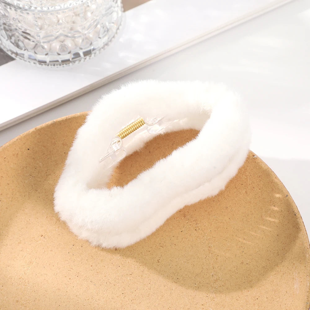 Cute Plush Big Crab Hair Claw Clip π¦β¨ | Perfect for Thick Hair & Playful Ponytails | Adorable Kawaii Hair Accessory for Women! π