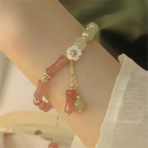 Sweet Vintage Pearl Lily Tulip Flower Bracelet for Women Fashion Korean Cute Tassel Peach Pendant Bracelets Aesthetic Jewelry