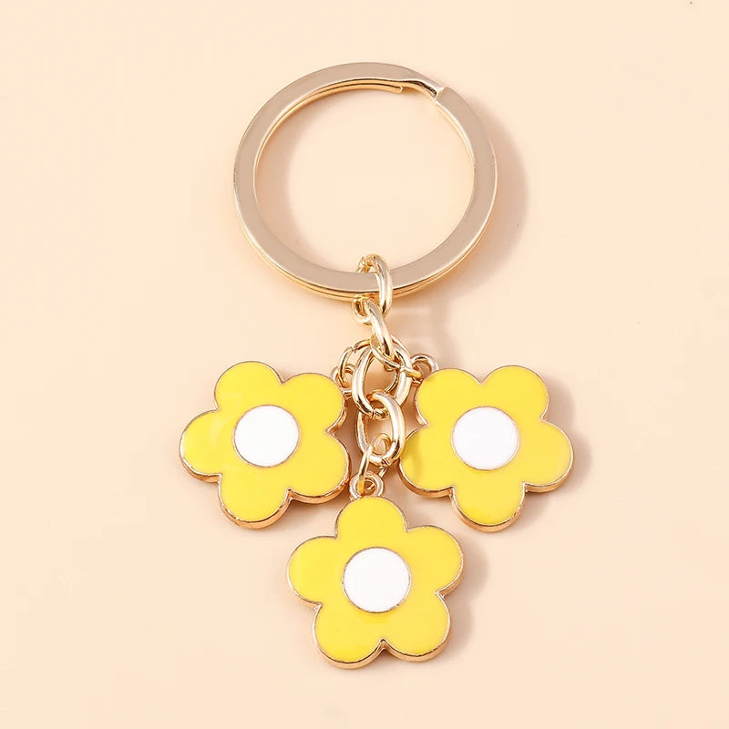 Kawaii Handmade Frog Keychain πΈβ¨ | Cute Cartoon Knitted Animal Charms for Bags & Keys | Perfect Gift for All Ages π