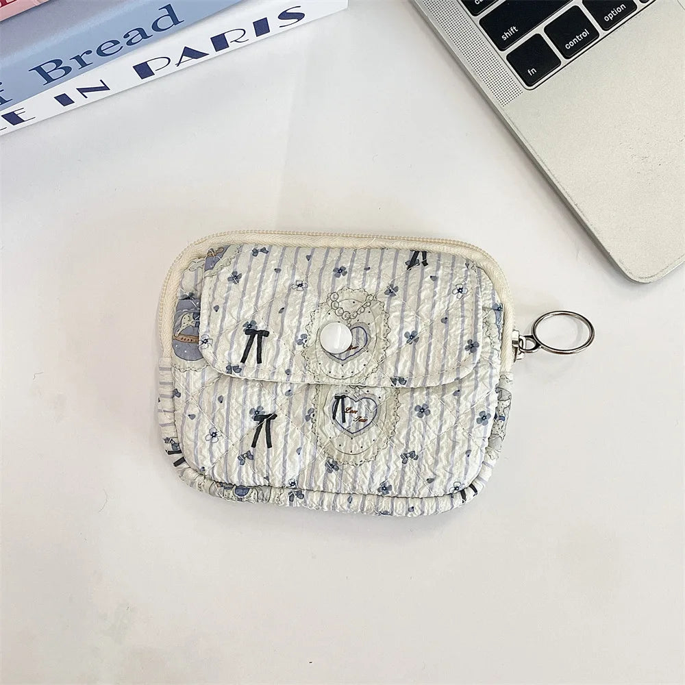 Kawaii Cartoon Makeup Pouch π°β¨ | Cute Travel Lipstick & Earphone Organizer Bag ππ - Perfect Gift for Women!