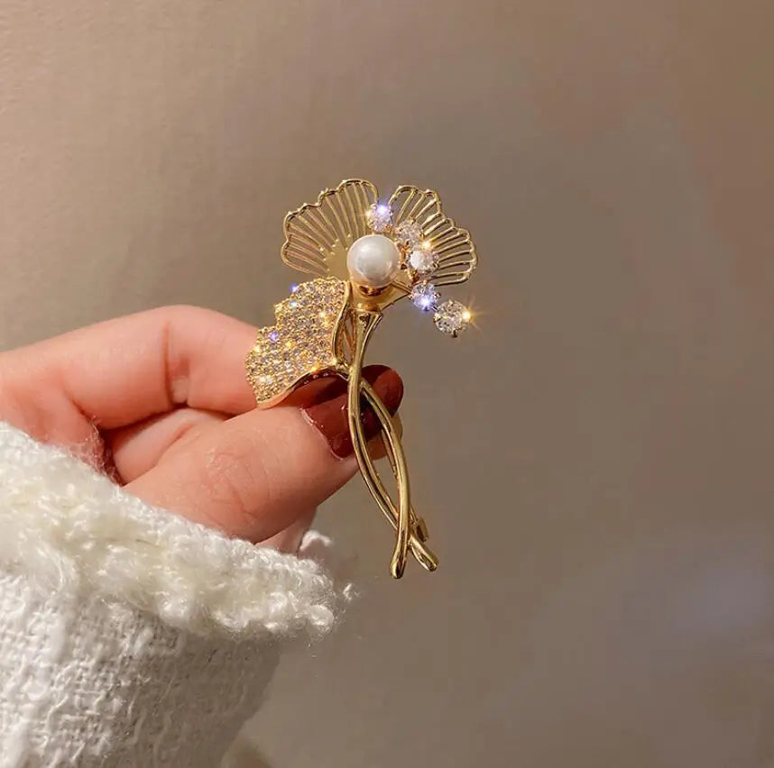 Kawaii Floral Delight πΌβ¨ Enamel Daisy & Sunflower Brooches with Green Leaves πΏ | Trendy Japanese Jewelry Gift for Women ππ