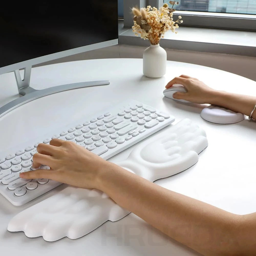 Kawaii Angel Wing Memory Foam Wrist Rest & Mouse Pad Set πΈβ¨ Ergonomic & Non-Slip for Happy Typing! ππ±οΈ