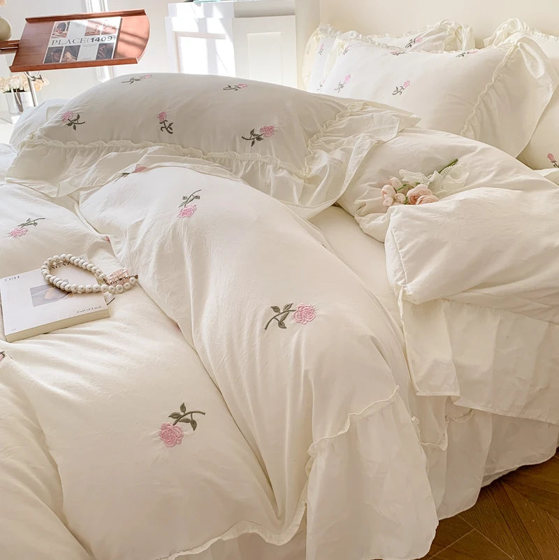 Kawaii Rose Lace Duvet Cover Set πΈπ (3pcs: 1 Duvet + 2 Pillowcases) - Princess Style Bedding for Cozy Dreams!β¨