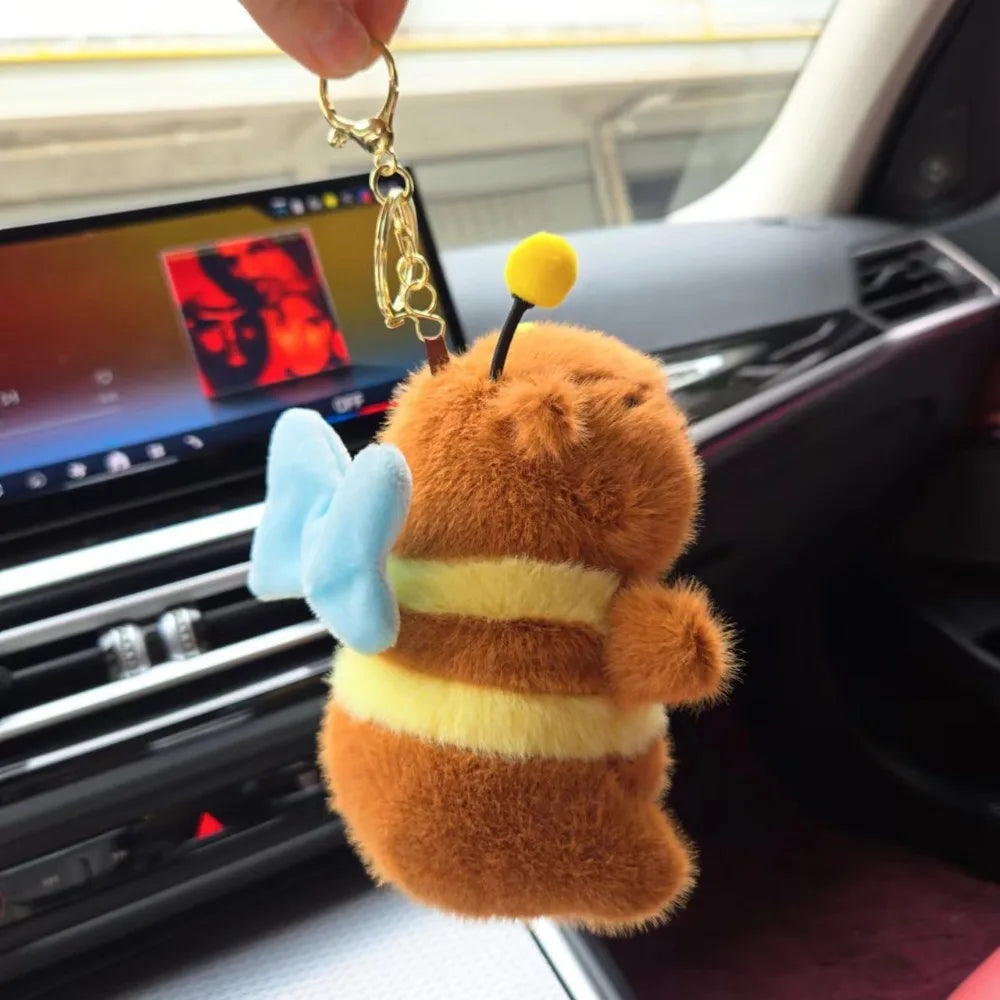 Kawaii Brown Capybara Keychain 🐹✨ Adorable Plush Doll with Funny Fluttering Wings - Perfect Bag Pendant! 🎉