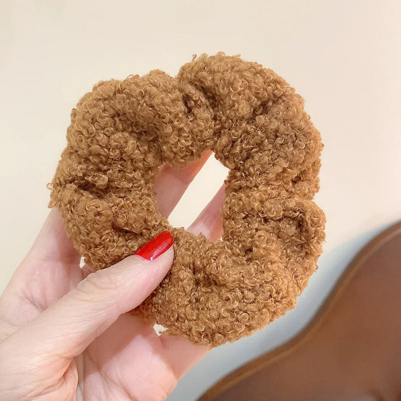 Kawaii Soft Plush Pompom Hair Ties for Girls & Women 🎀✨ - Cute Elastic Hair Bands for Winter Fashion! 🌟💖