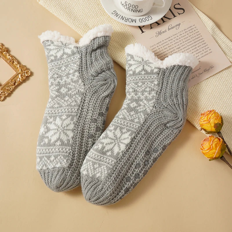 Thickened Fleece-Lined Christmas Socks For Women 🧦 Warm Snowy Mid-Calf Non-Slip