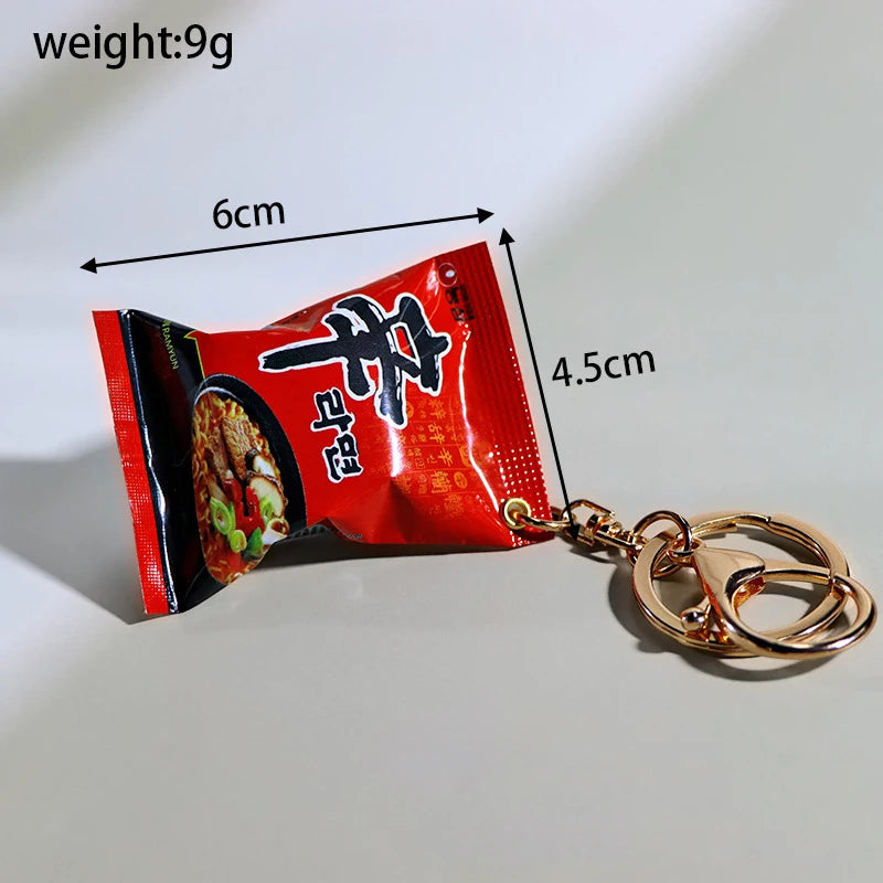 Kawaii Ramen Keychain πβ¨ - Adorable Turkey Noodles Snack Bag Charm for Christmas Gifts & Fun Decor! ππ