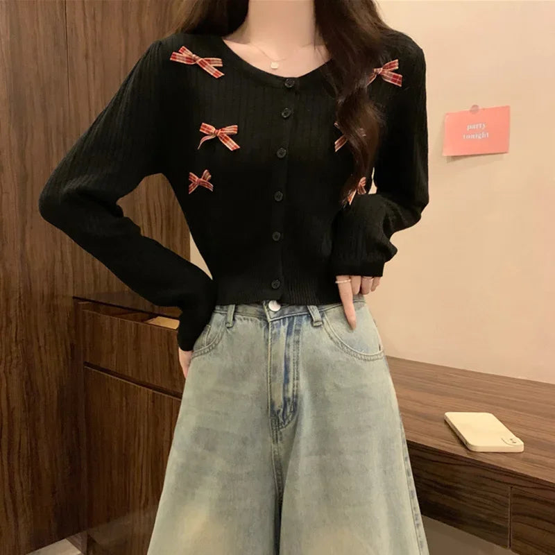 Kawaii Bow-Embellished Cardigan πΈ | Adorable Round Neck Knit Sweater for Women π | Perfect for Spring & Autumn πβ¨