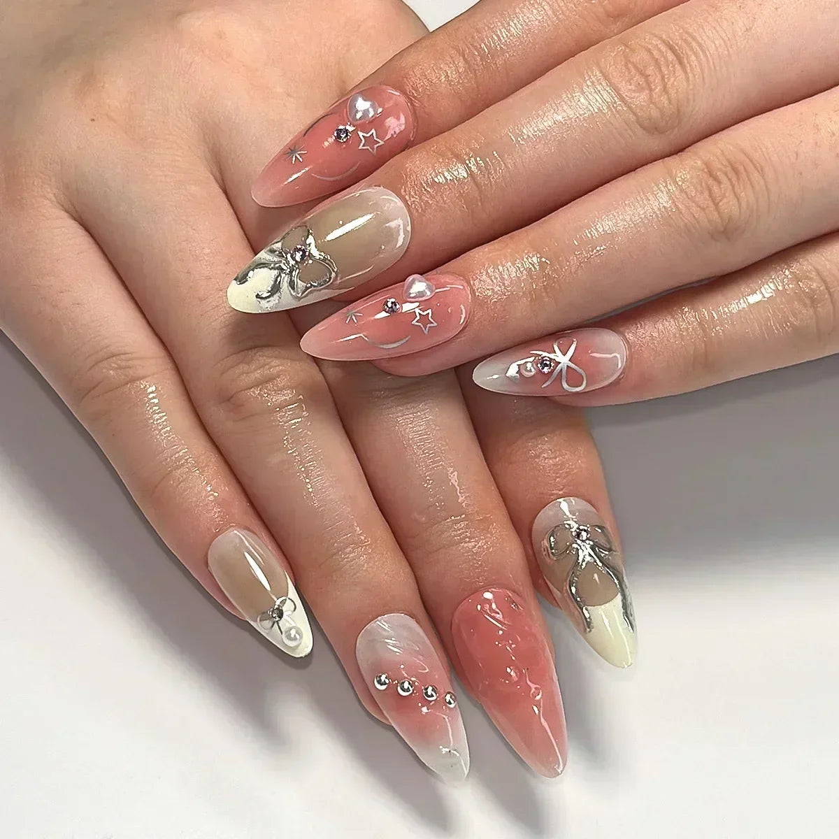 Kawaii 24Pcs Almond Press-On Nails - Cute Designs & Stylish Fake Nail Art! 💅🌟