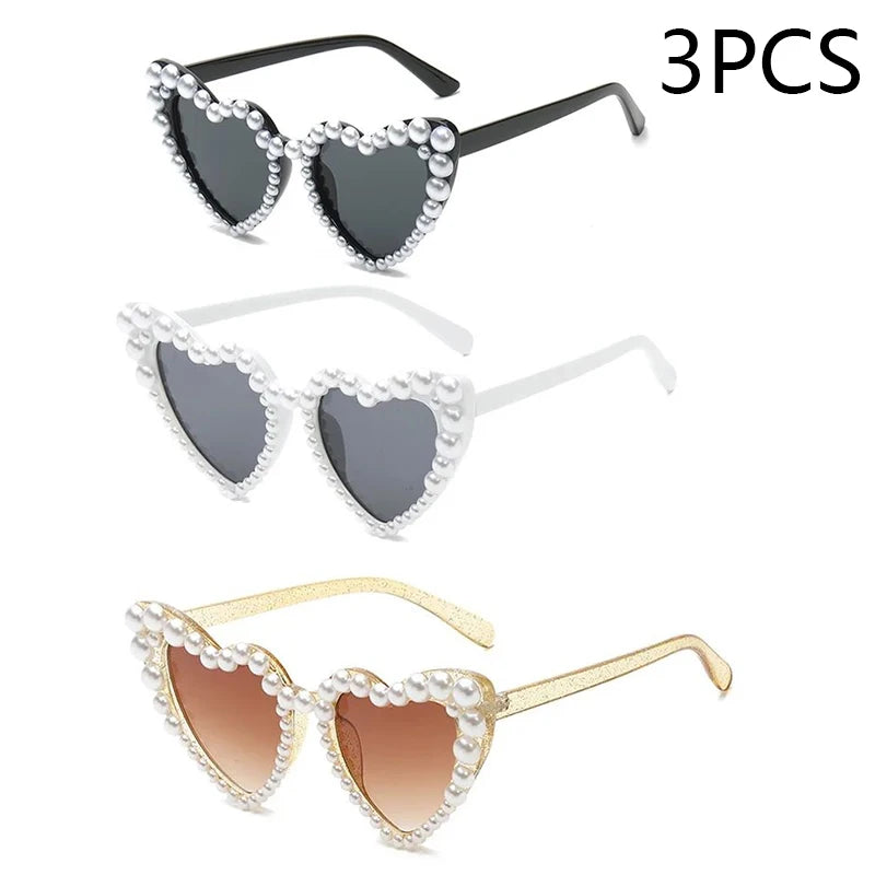 Kawaii Heart-Shaped Shimmering Pearl Sunglasses πβ¨ - Trendy Bling Casual Eyewear for Women πΈπΆοΈ