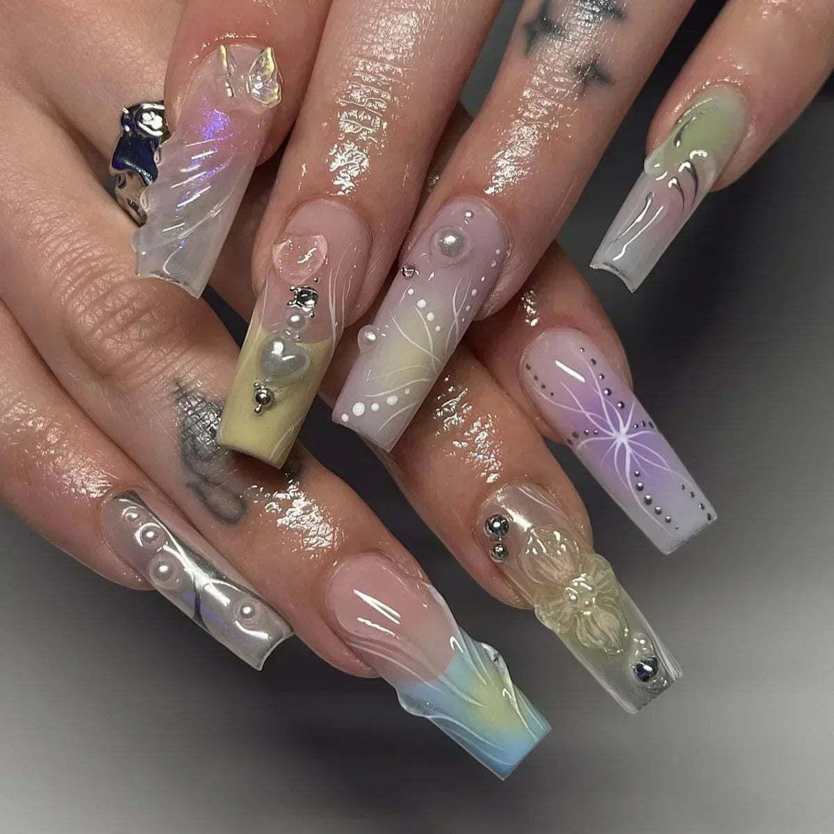 β¨ Kawaii Glitter Blue French Ballerina Press-On Nails - 24Pcs Love Stripes Design ππ
Full Cover Acrylic Nail Tips!