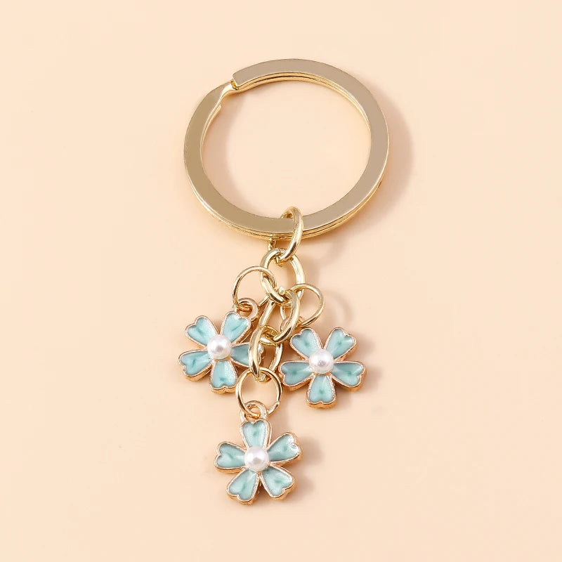 Kawaii Handmade Frog Keychain πΈβ¨ | Cute Cartoon Knitted Animal Charms for Bags & Keys | Perfect Gift for All Ages π