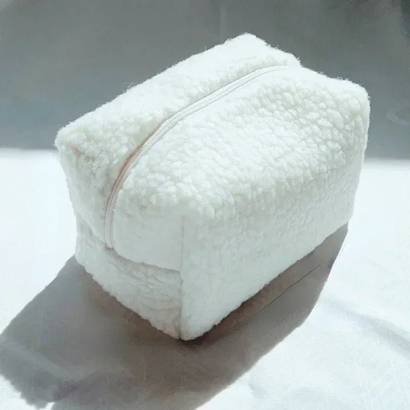 Kawaii Lambswool Plush Makeup Organizer πβ¨ | Adorable Cosmetic Bag & Travel Pouch ππ