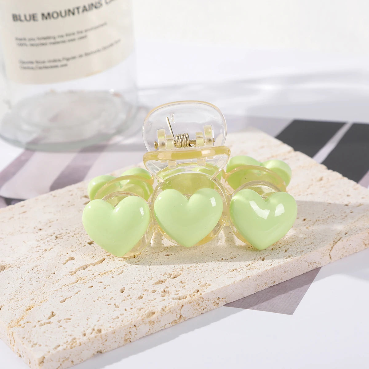 πΈβ¨ Adorable Love Rainbow Hair Claw Clip - Chic Ponytail Holder for Stylish Ladies! ππ¦ - Pixie Quill