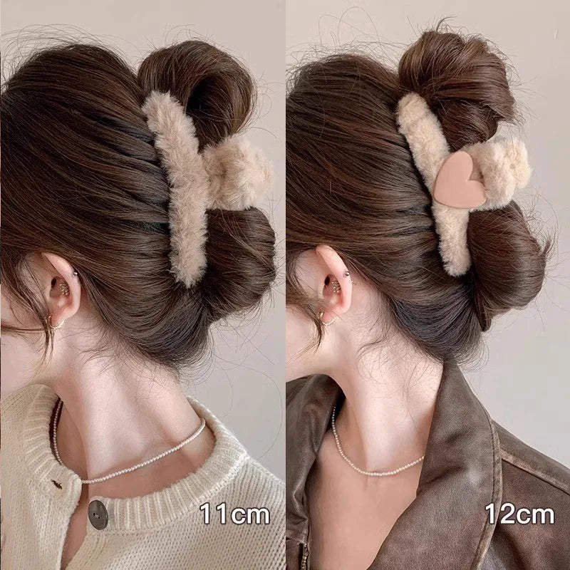 Kawaii Winter Plush Hair Claw π°β¨ | Adorable Hair Clip for Women & Girls π | Trendy Hair Accessories for Cozy Styles