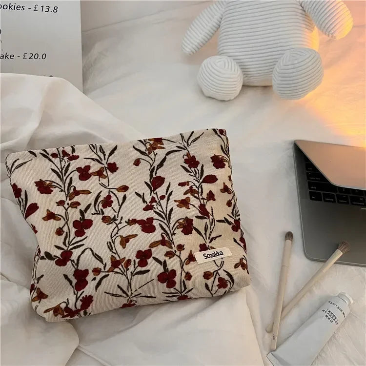 Kawaii Corduroy Flower Makeup Pouch πΈβ¨ | Adorable Travel Cosmetic Bag for Students ππ | Stylish Lipstick & Brush Organizer π