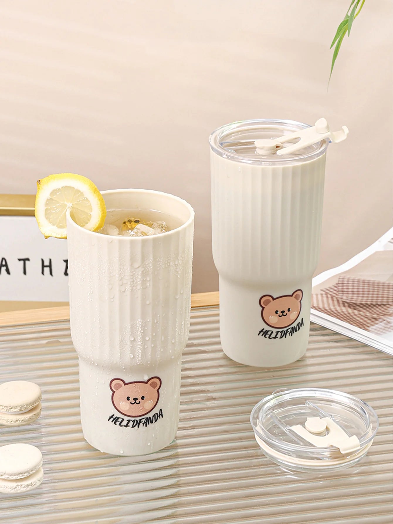 Kawaii 650ML Leak-Proof Coffee Mug ββ¨ - Adorable Portable Tumbler for Travel & Sports! ππ§