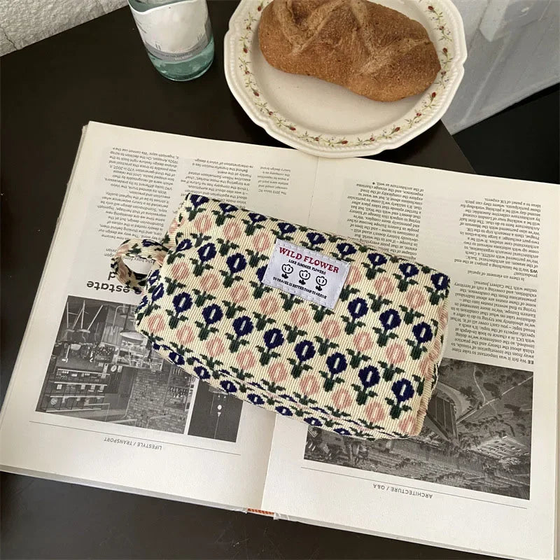 Kawaii Corduroy Flower Makeup Pouch πΈβ¨ | Adorable Travel Cosmetic Bag for Students ππ | Stylish Lipstick & Brush Organizer π