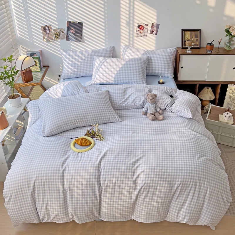 Kawaii Bear & Strawberry Duvet Cover Set ππ§Έβ¨ - Perfect for Kids' Rooms!