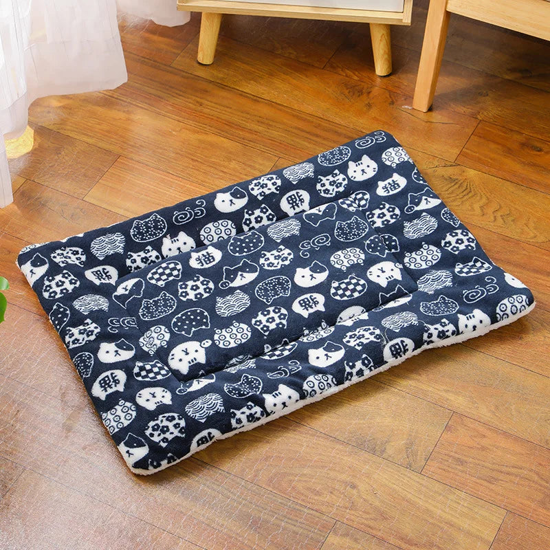 Kawaii Flannel Pet Bed πΎπ Cozy Cushion for Cats & Dogs | Adorable Plush Mattress for Small to Large Pets πβ¨