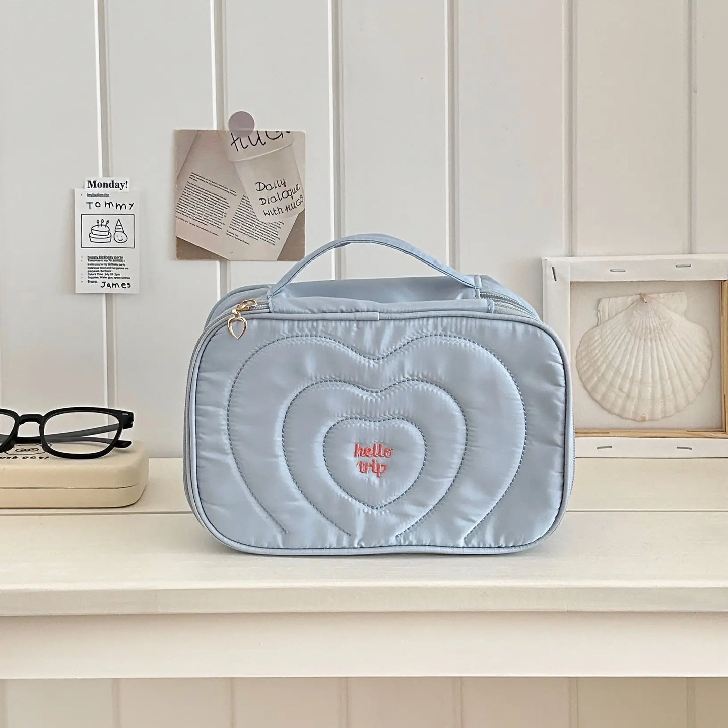 Kawaii Heart Tote Bag π | Spacious Makeup Organizer for Daily Essentials β¨ | Adorable Travel Toiletry Case πΈ