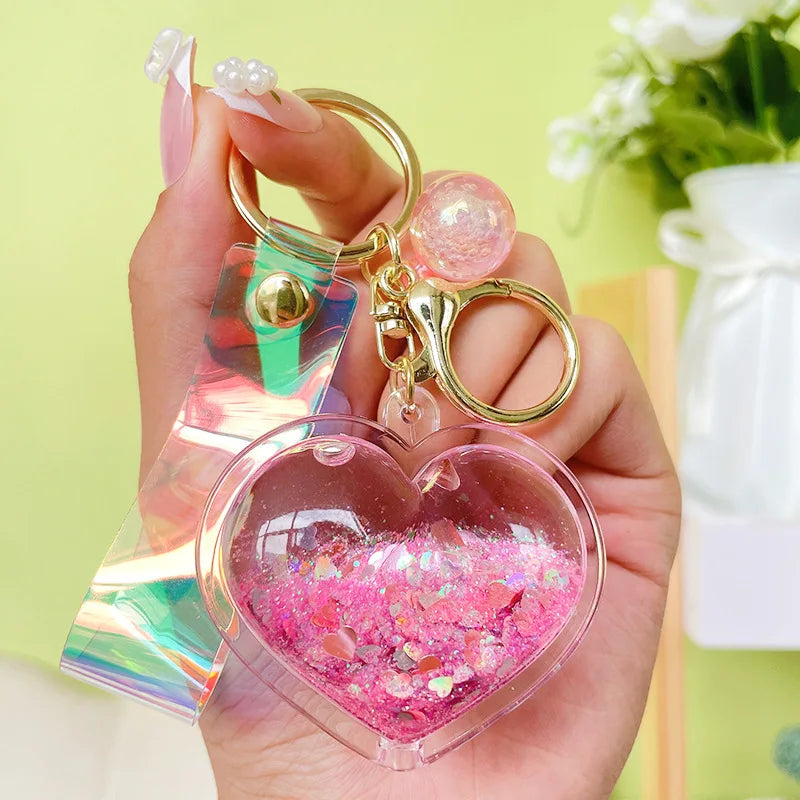 β¨ Adorable Quicksand Heart Keychain π Trendy Mini Bag Charm for Couples π - Pixie Quill