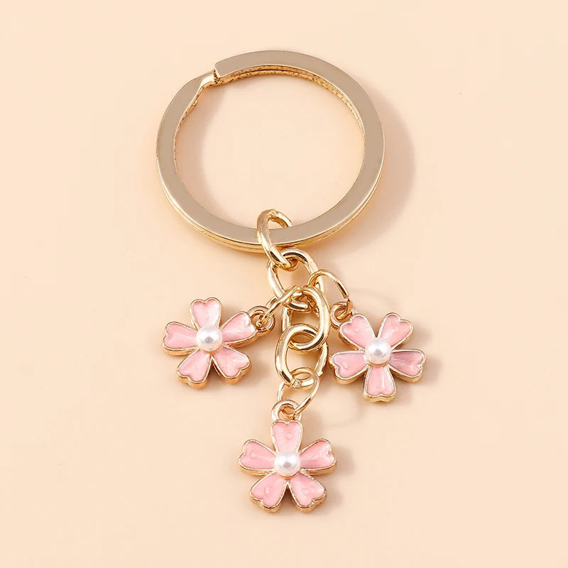 Kawaii Handmade Frog Keychain πΈβ¨ | Cute Cartoon Knitted Animal Charms for Bags & Keys | Perfect Gift for All Ages π