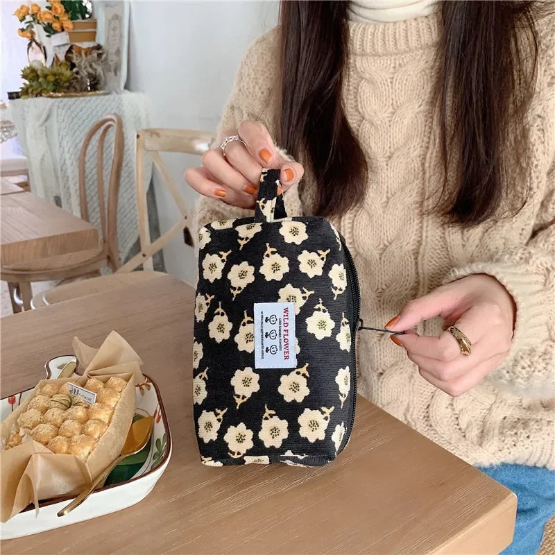 Kawaii Corduroy Flower Makeup Pouch πΈβ¨ | Adorable Travel Cosmetic Bag for Students ππ | Stylish Lipstick & Brush Organizer π