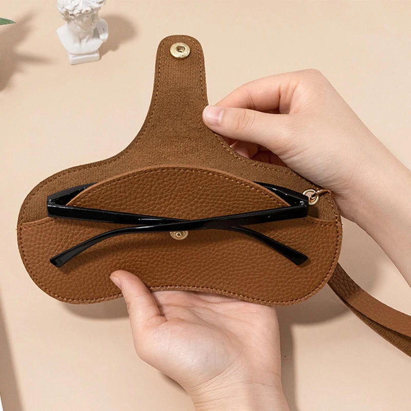 Kawaii Custom Initials Sunglasses Pouch πβ¨ Cute PU Leather Glasses Case for Stylish Travel πΆοΈπ Personalized Gift!