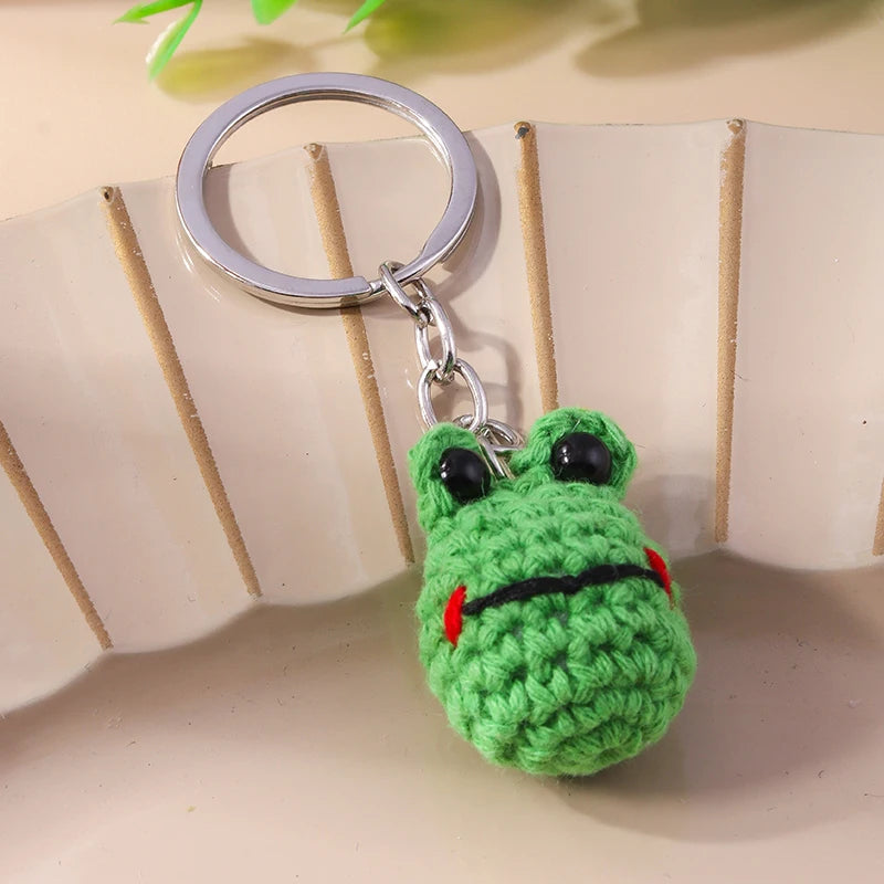 Kawaii Handmade Frog Keychain πΈβ¨ | Cute Cartoon Knitted Animal Charms for Bags & Keys | Perfect Gift for All Ages π