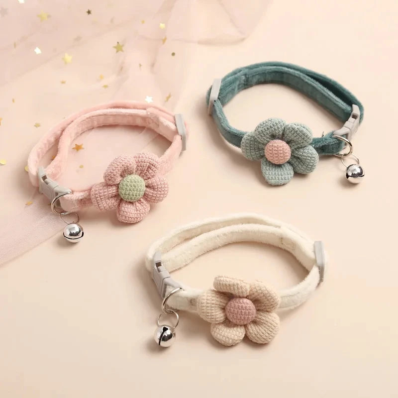 โจ Floral Feline Fun! ๐ธ Adjustable Cat Collar with Bell & Cute Flower Design ๐พ Ideal for Small Pets