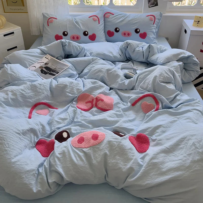 Kawaii Pink Pig Bedding Set 🐷💖 | 4-Piece Duvet Cover & Pillowcase Set for Kids' Rooms | Soft Polyester Comforter Cover | Perfect Gift for Girls 🛏️✨