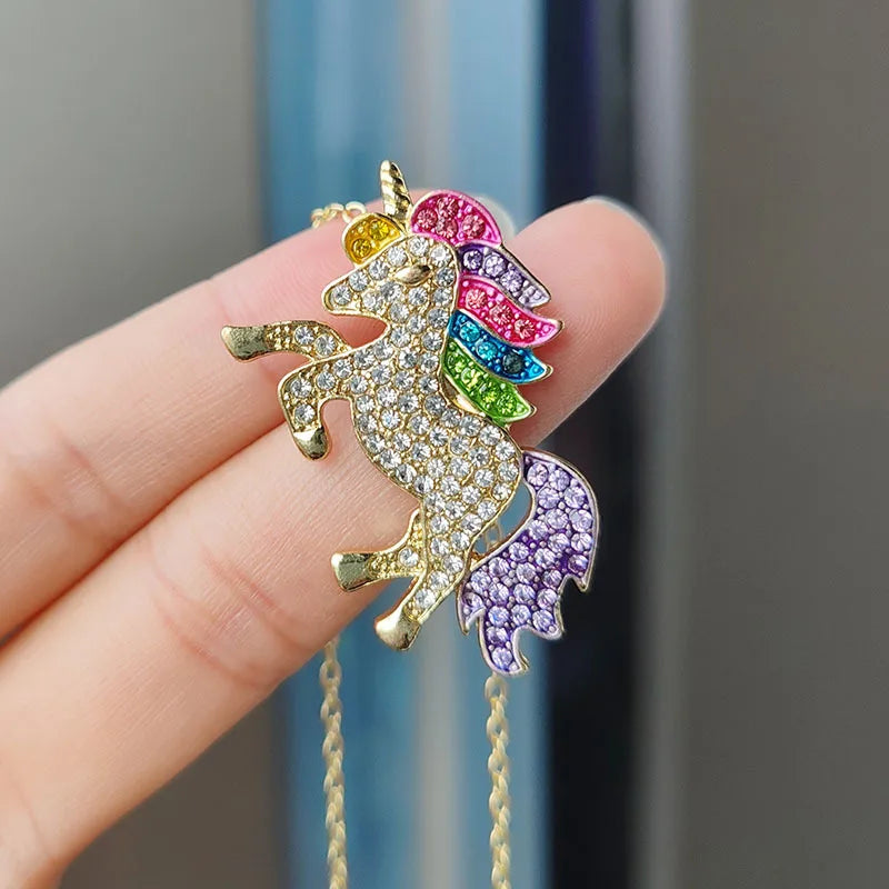 Kawaii Unicorn Pendant Necklace π¦β¨ - Adorable Rhinestone Horse Clavicle Chain for Girls ππ - Perfect Party Jewelry Gift!