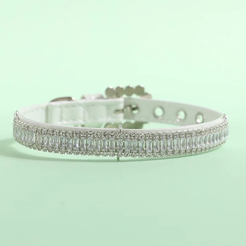 π Sparkling Pearl & Rhinestone Collar for Purr-fect Pets πΎβ¨