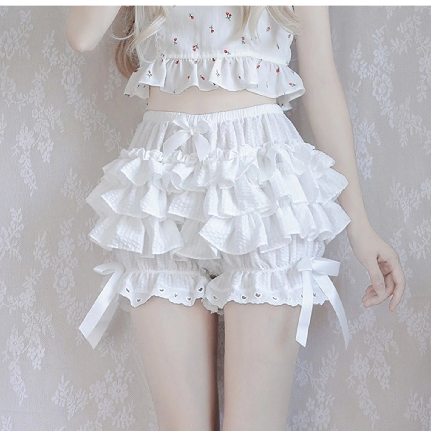 Kawaii Lace Ruffle Bloomers πβ¨ Frilly Victorian Shorts for Playful Dress-Up & Cosplay π