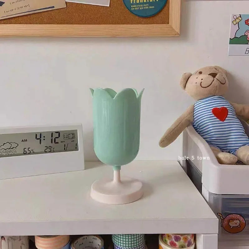 Kawaii Tulip Flower Pen Holder π·β¨ Cute Cartoon Storage for Students & Office βοΈπ