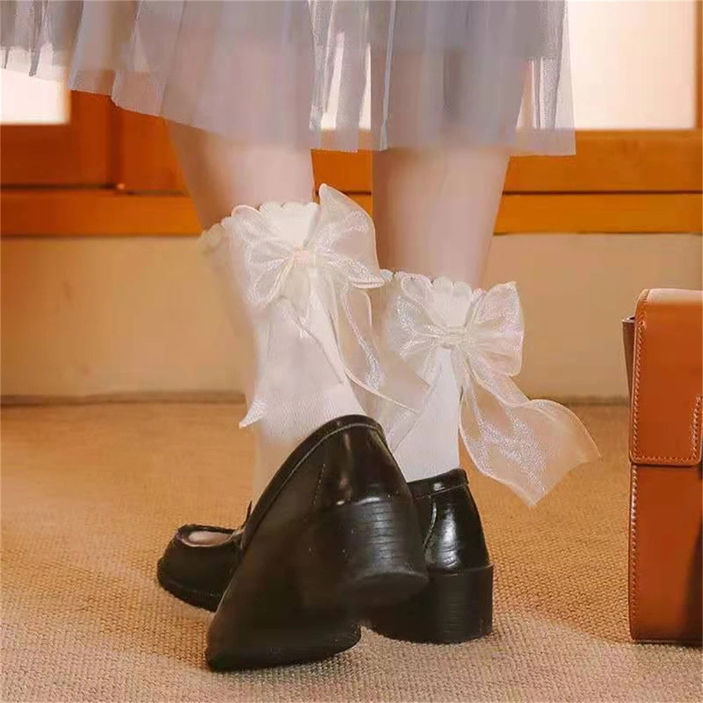 Charming Bow-Tie Lace Socks ππ - Adorable Mid Tube Style for Princess Vibes! πΈβ¨