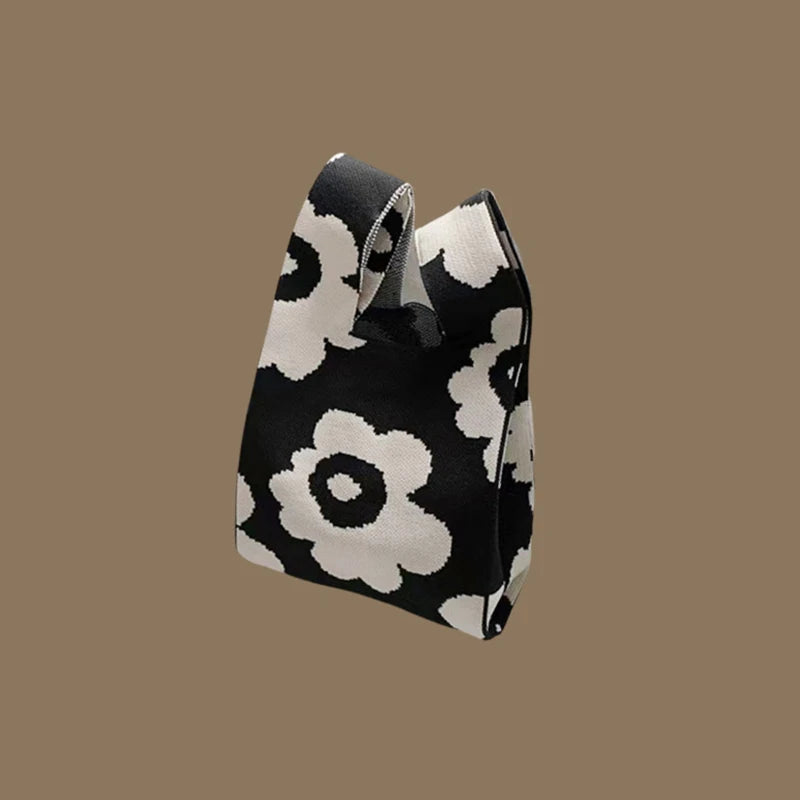 Kawaii Knotted Mini Tote πΈβ¨ | Handmade Knit Wrist Bag for Stylish Shopping & Casual Outings ππ