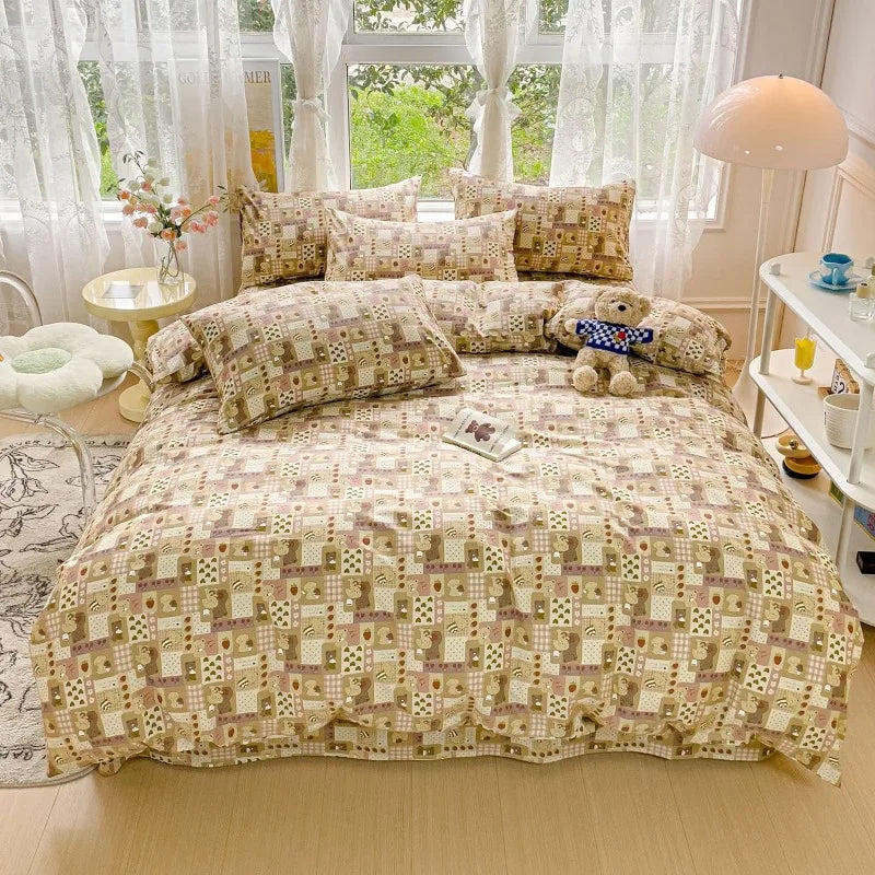 Kawaii Strawberry Dreams Duvet Cover Set - Adorable 3-Piece Cotton Bedding for Cozy Comfort ๐โจ