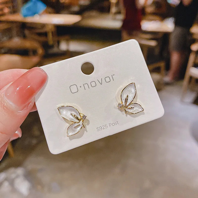 β¨ Adorable Resin Butterfly Studs π¦ for Trendy Girls | Elegant & Sweet Jewelry Gift! πβ¨