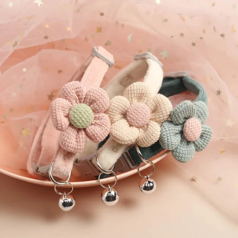 โจ Floral Feline Fun! ๐ธ Adjustable Cat Collar with Bell & Cute Flower Design ๐พ Ideal for Small Pets
