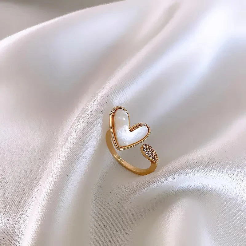 Kawaii Love Crystal Ring 💖✨ - 14K Gold Plated Heart Design for Elegant Daily Wear! 🌟💍