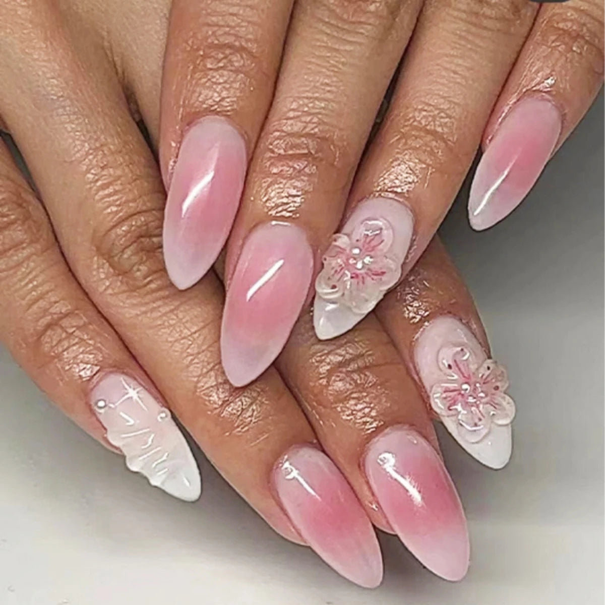 Kawaii Pink Bow French Nail Art - 24PC Almond Press-On Nails ππ
β¨