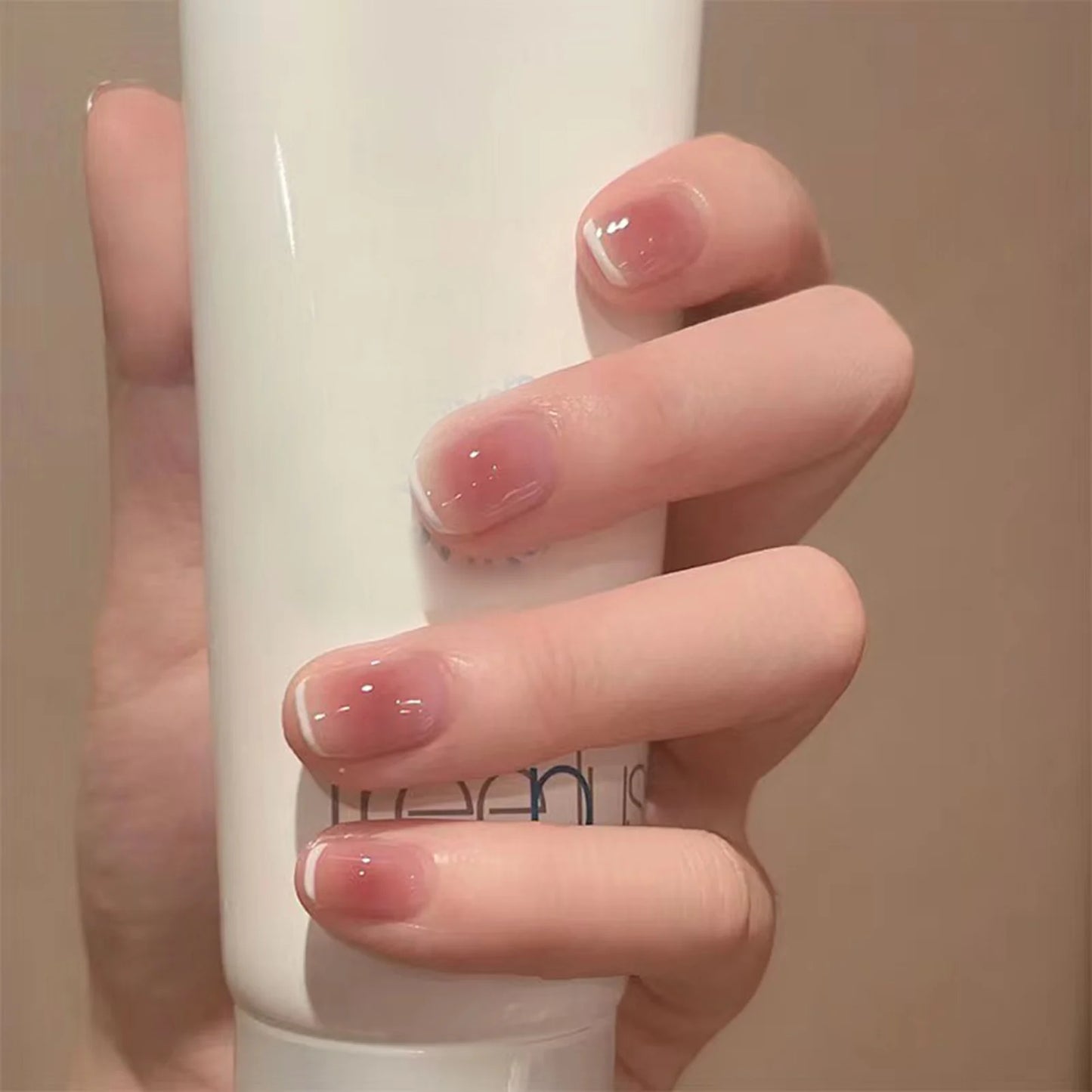 Kawaii 24pcs Iced Strawberry Cloud Fake Nails πβ¨ Cute Short Press-On Acrylic Tips for Girls!