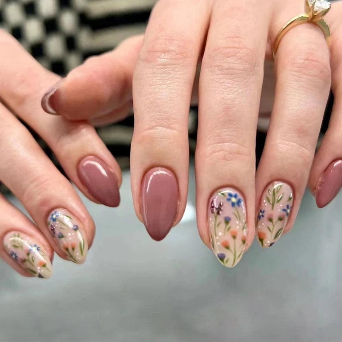 Kawaii Pink Bow French Nail Art - 24PC Almond Press-On Nails ππ
β¨